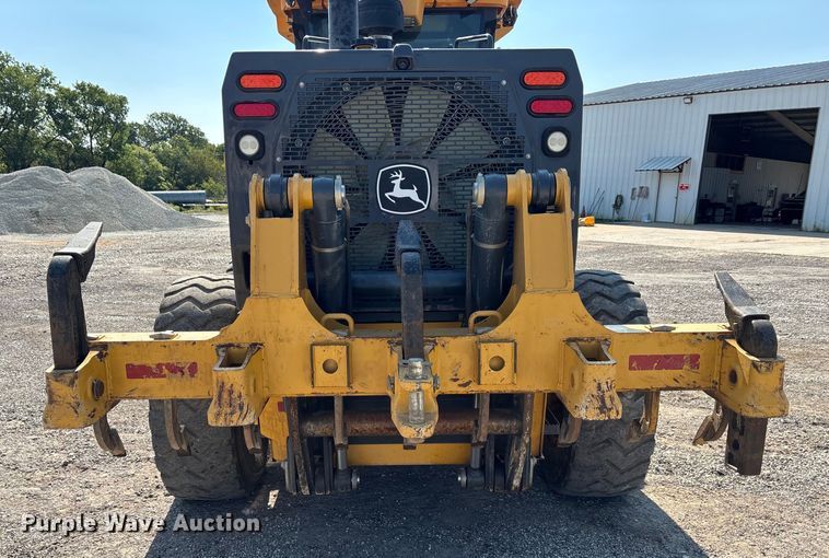 image for item DT4967 2022 John Deere 620G motor grader