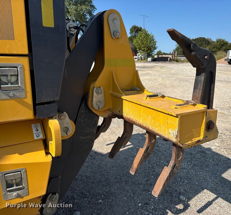 image for item DT4967 2022 John Deere 620G motor grader