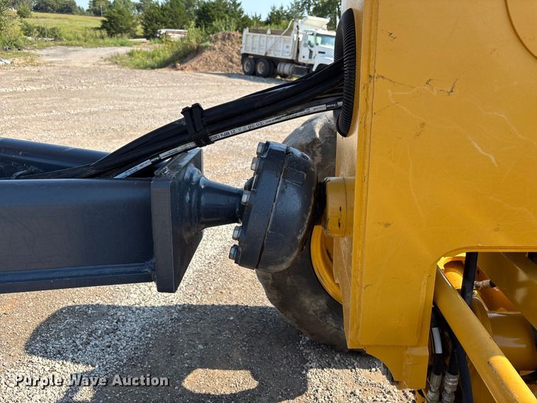 image for item DT4967 2022 John Deere 620G motor grader