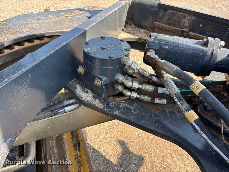 image for item DT4967 2022 John Deere 620G motor grader