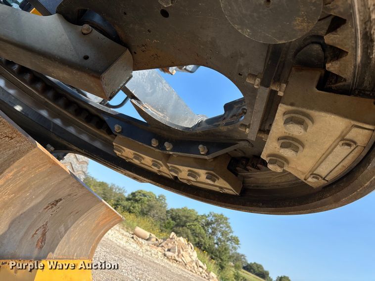 image for item DT4967 2022 John Deere 620G motor grader