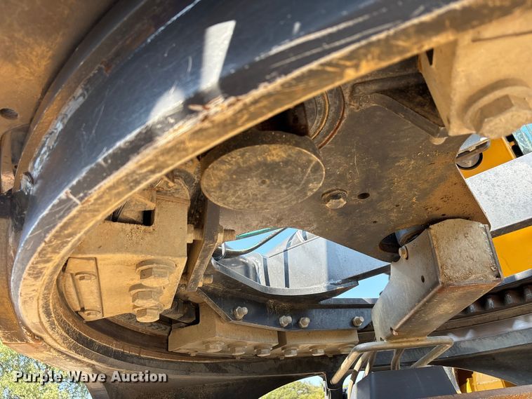 image for item DT4967 2022 John Deere 620G motor grader