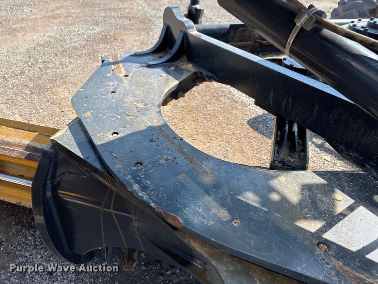 image for item DT4967 2022 John Deere 620G motor grader