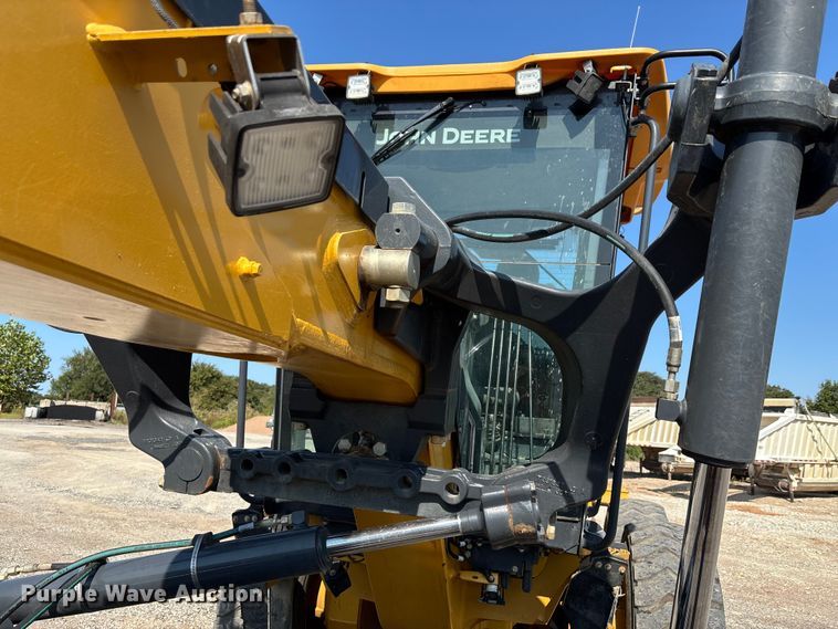 image for item DT4967 2022 John Deere 620G motor grader