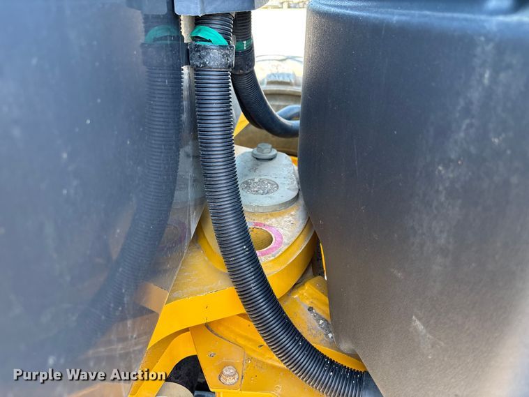 image for item DT4967 2022 John Deere 620G motor grader