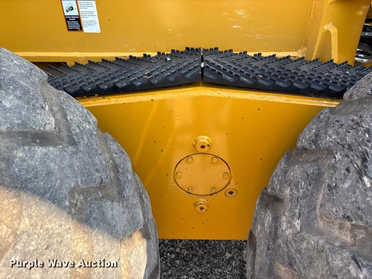 image for item DT4967 2022 John Deere 620G motor grader