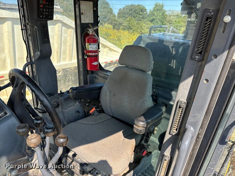 image for item DT4967 2022 John Deere 620G motor grader