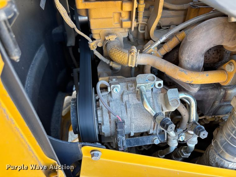 image for item DT4967 2022 John Deere 620G motor grader