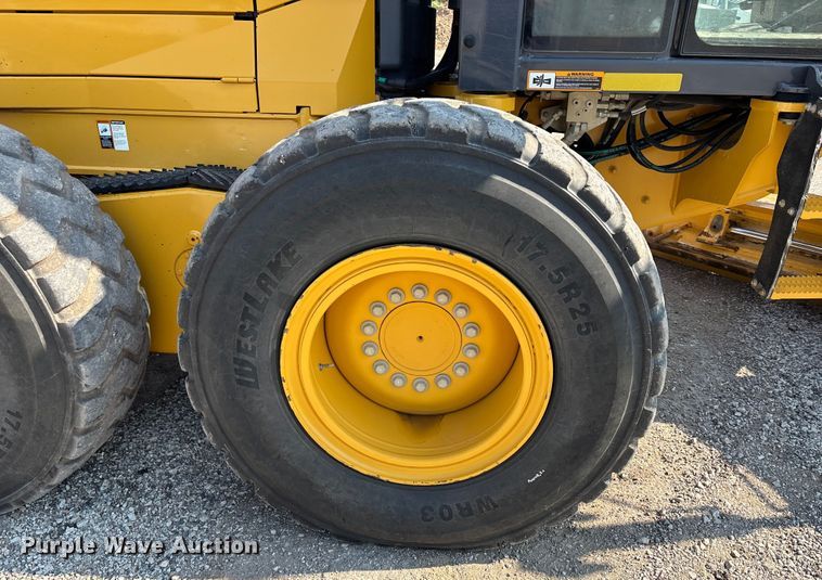 image for item DT4967 2022 John Deere 620G motor grader