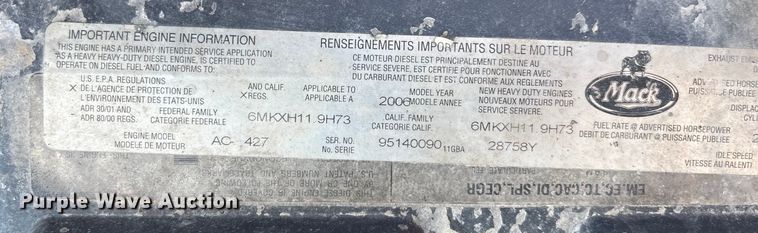 image for item DT4968 2007 Mack 600 semi truck