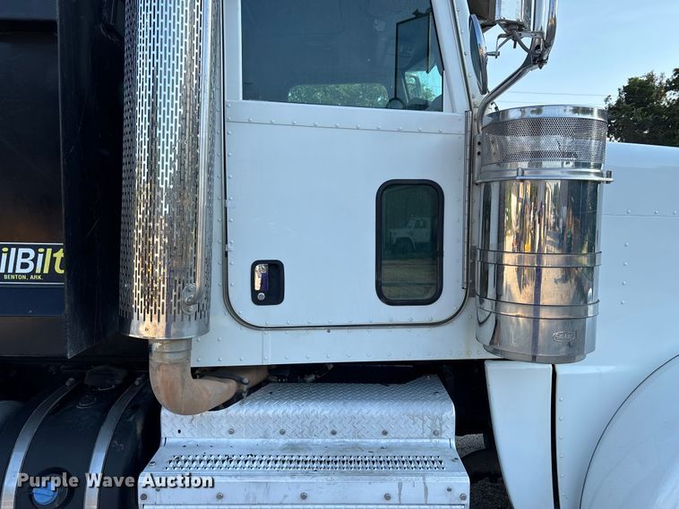 image for item DT4970 2012 Peterbilt 388 dump truck