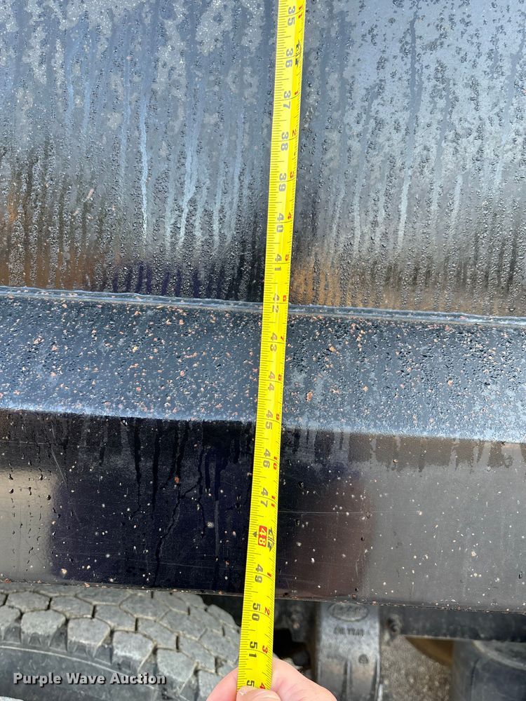 image for item DT4970 2012 Peterbilt 388 dump truck