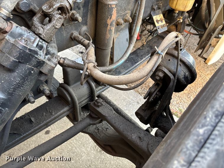 image for item DT4970 2012 Peterbilt 388 dump truck