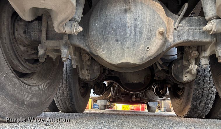 image for item DT4970 2012 Peterbilt 388 dump truck