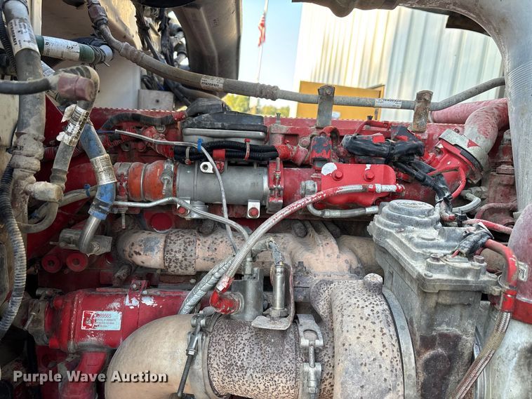 image for item DT4970 2012 Peterbilt 388 dump truck