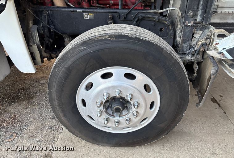 image for item DT4970 2012 Peterbilt 388 dump truck