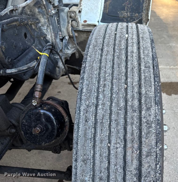 image for item DT4970 2012 Peterbilt 388 dump truck