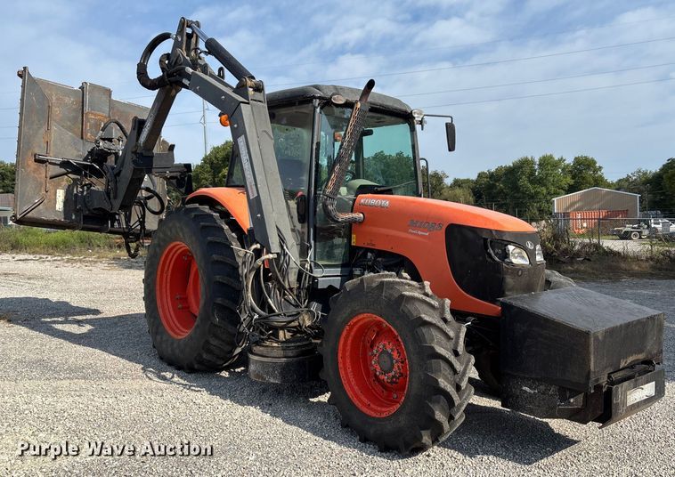 image for item DT4972 Kubota M108S MFWD tractor
