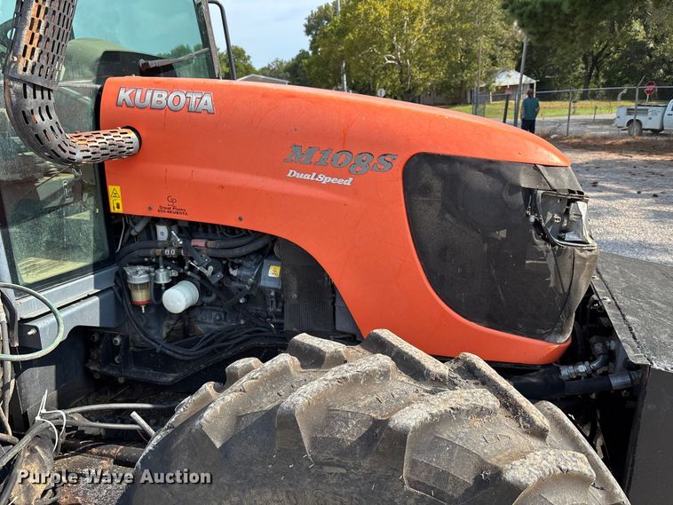 image for item DT4972 Kubota M108S MFWD tractor