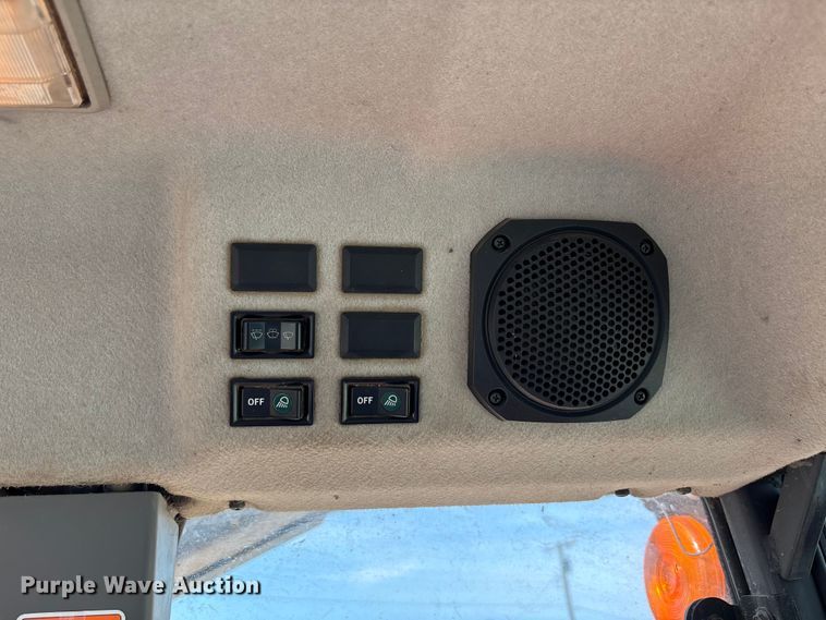 image for item DT4972 Kubota M108S MFWD tractor