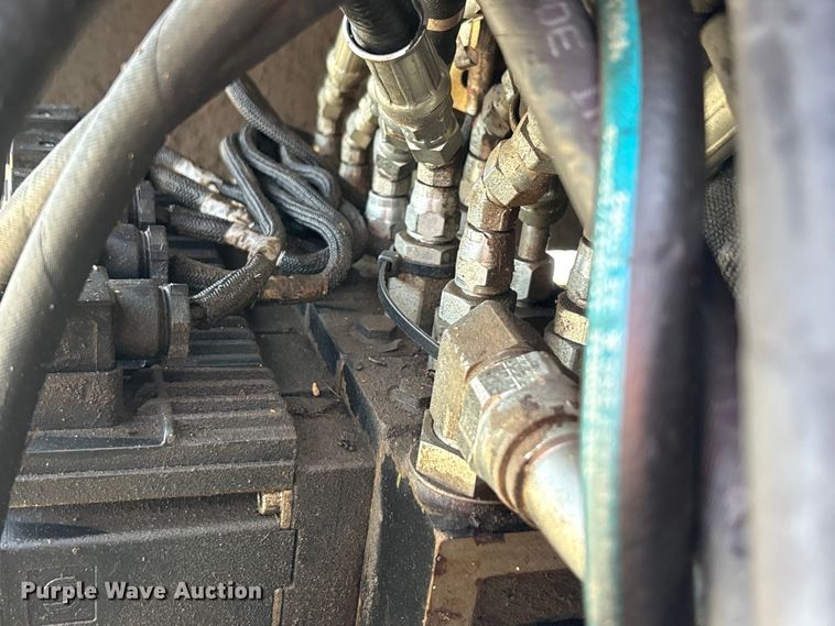 image for item DT4972 Kubota M108S MFWD tractor