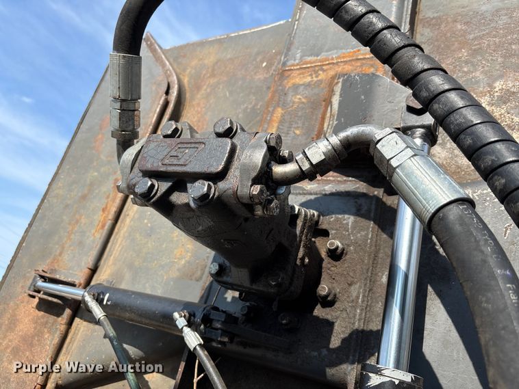 image for item DT4972 Kubota M108S MFWD tractor