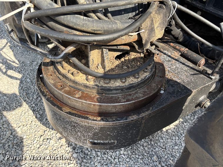 image for item DT4972 Kubota M108S MFWD tractor