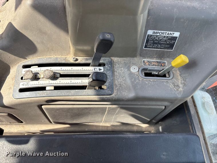 image for item DT4972 Kubota M108S MFWD tractor