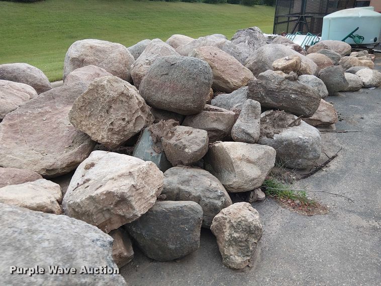 image for item DT6261 Approximately 100 landscape boulders