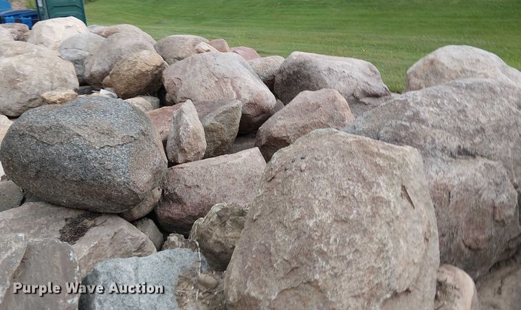 image for item DT6261 Approximately 100 landscape boulders