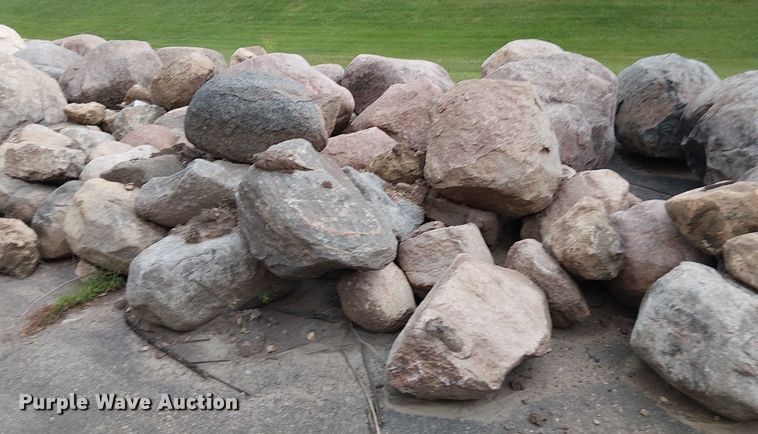 image for item DT6261 Approximately 100 landscape boulders