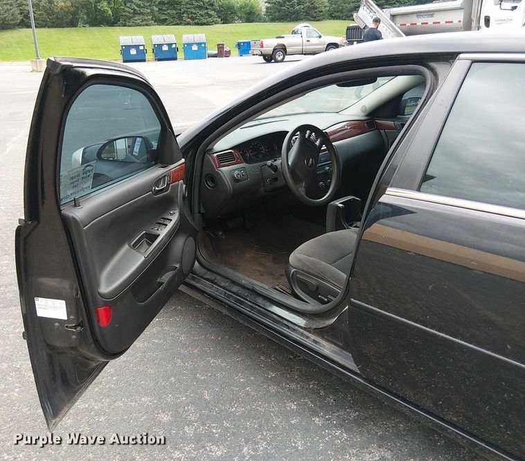 image for item DT6262 2006 Chevrolet Impala Police Cruiser 