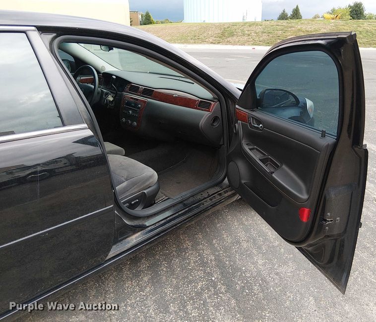 image for item DT6262 2006 Chevrolet Impala Police Cruiser 