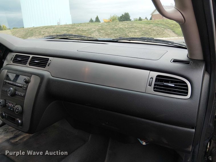 image for item DT6263 2012 Chevrolet Tahoe Police SUV