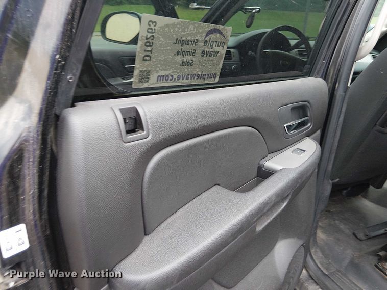 image for item DT6263 2012 Chevrolet Tahoe Police SUV