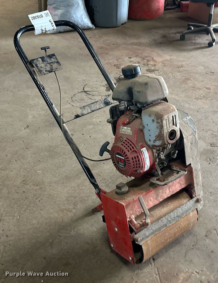 image for item DT6302 Bulldog 500 single drum walk behind roller