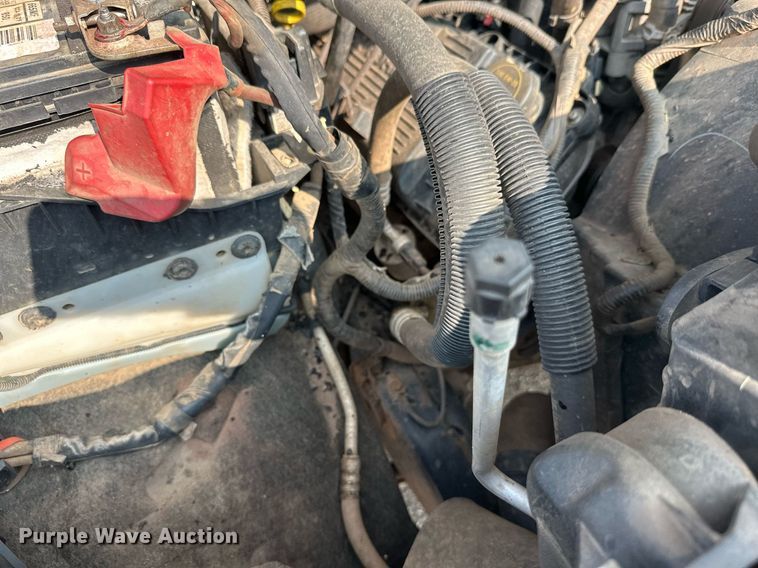 image for item DT6304 2015 Ford F350 Super Duty  Crew Cab flatbed pickup truck