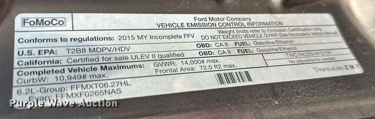 image for item DT6304 2015 Ford F350 Super Duty  Crew Cab flatbed pickup truck