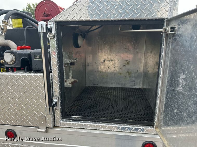 image for item DT6316 2008 Ford F350 Super Duty brush fire truck