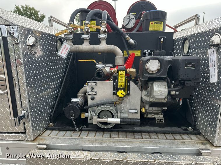 image for item DT6316 2008 Ford F350 Super Duty brush fire truck