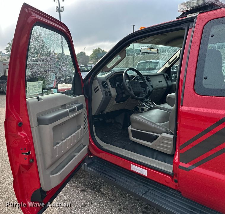 image for item DT6316 2008 Ford F350 Super Duty brush fire truck