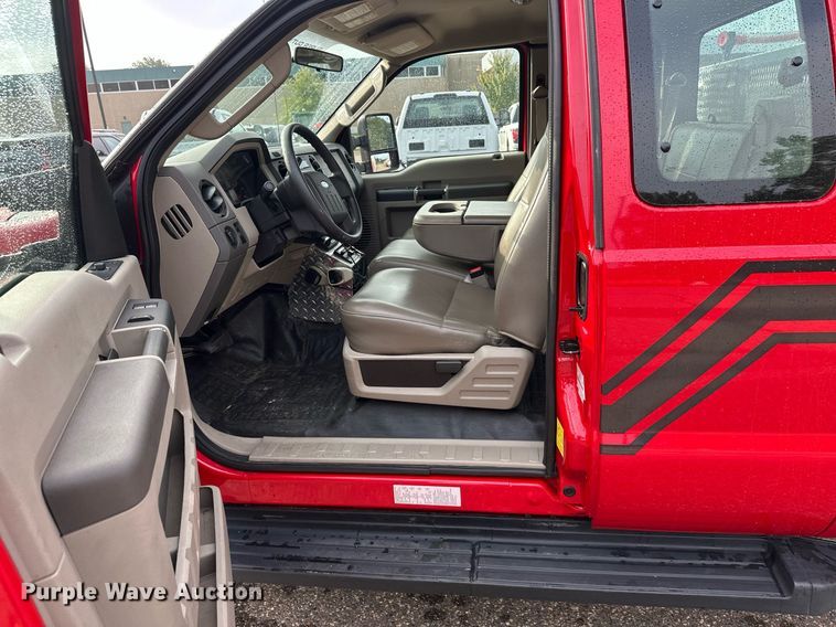 image for item DT6316 2008 Ford F350 Super Duty brush fire truck