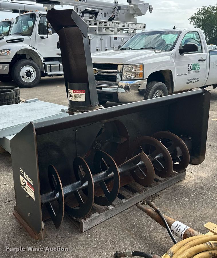 image for item DT6366 Bobcat SB240X 72 skid steer snow blower