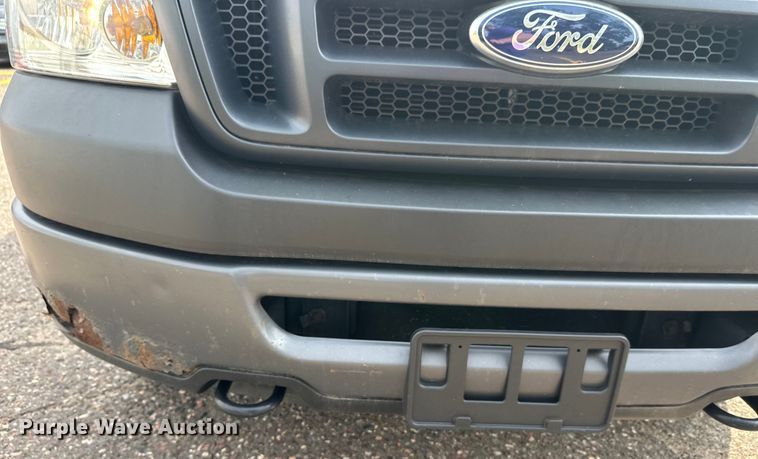 image for item DT6394 2007 Ford F150 SuperCab pickup truck