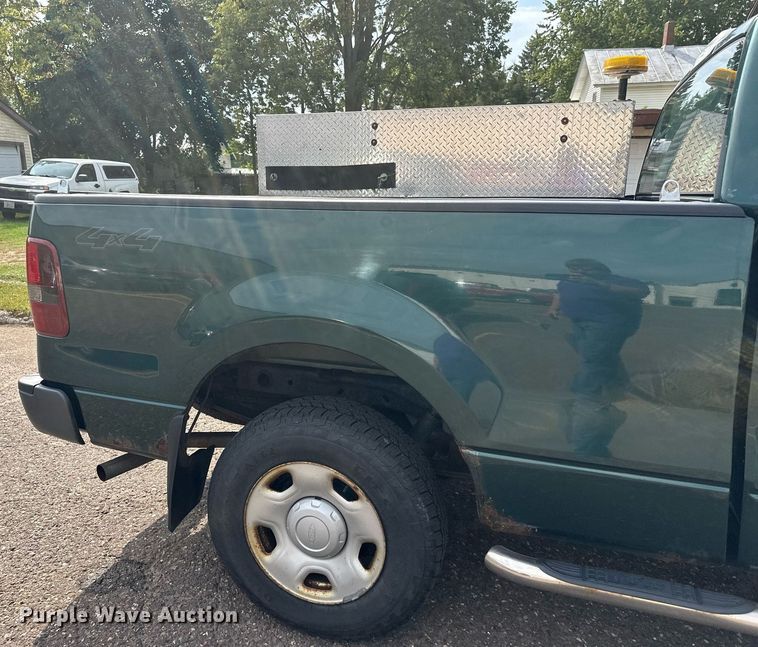 image for item DT6394 2007 Ford F150 SuperCab pickup truck