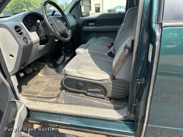 image for item DT6394 2007 Ford F150 SuperCab pickup truck