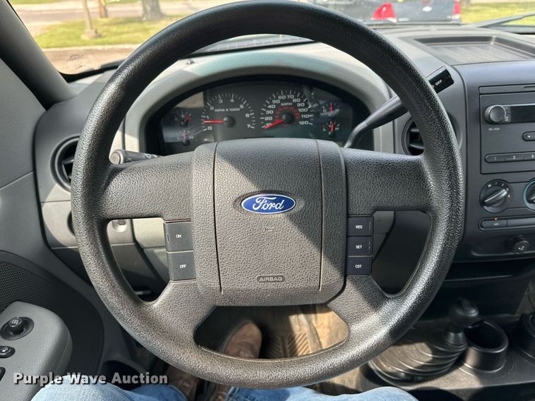 image for item DT6394 2007 Ford F150 SuperCab pickup truck