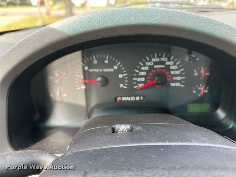 image for item DT6394 2007 Ford F150 SuperCab pickup truck