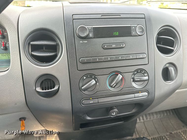 image for item DT6394 2007 Ford F150 SuperCab pickup truck