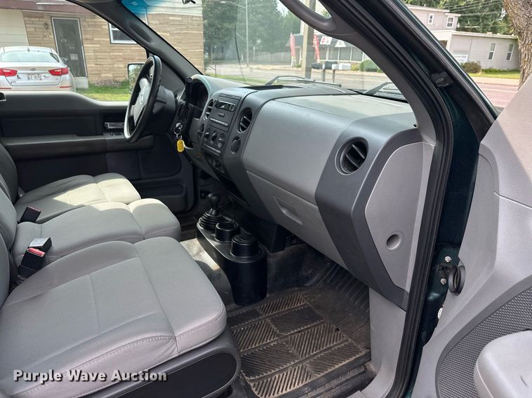 image for item DT6394 2007 Ford F150 SuperCab pickup truck